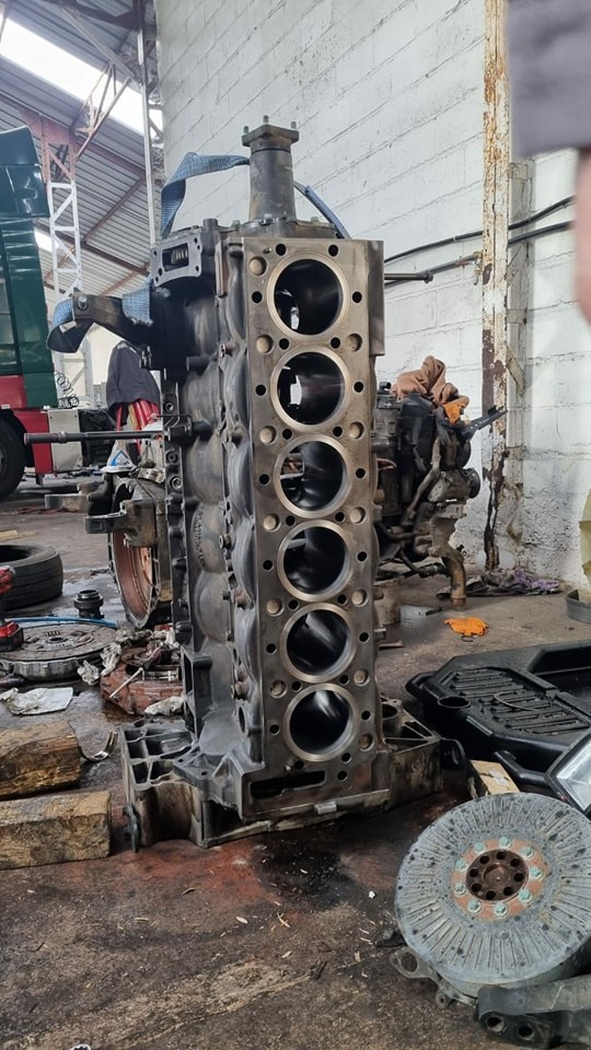 Reparație motor man TGX